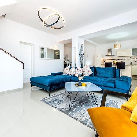 Lea'S Apartment Ровінь Екстер'єр фото